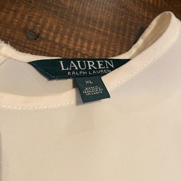 Ladies, Ralph Lauren blouse, long sleeve or roll at 3/4 sleeve business casual - Picture 3 of 8